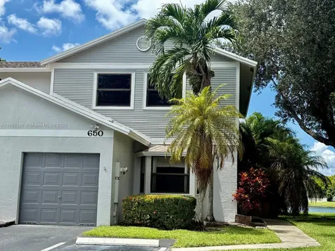 650 NW 106th Terrace Pembroke Pines FL 33026