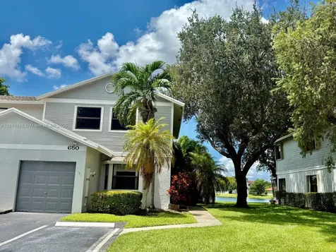650 NW 106th Terrace Pembroke Pines FL 33026