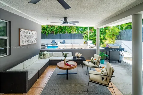 520 SW 22nd Road Miami FL 33129