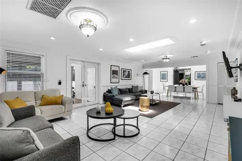 520 SW 22nd Road Miami FL 33129