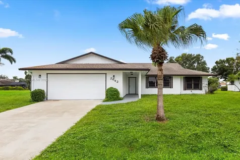 2642 SE Emmett Road Port St. Lucie FL 34952