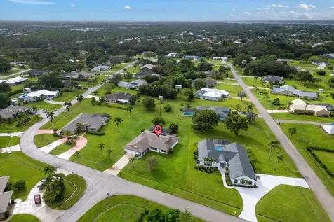 2642 SE Emmett Road Port St. Lucie FL 34952