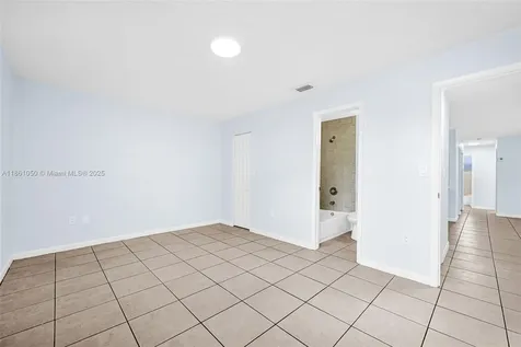 3833 NW 213th Terrace Miami Gardens FL 33055