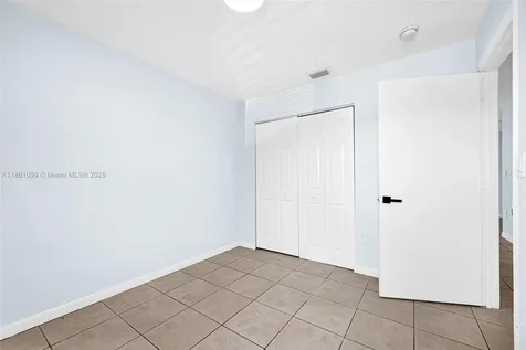 3833 NW 213th Terrace Miami Gardens FL 33055