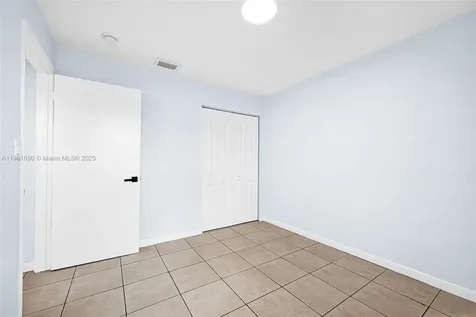 3833 NW 213th Terrace Miami Gardens FL 33055