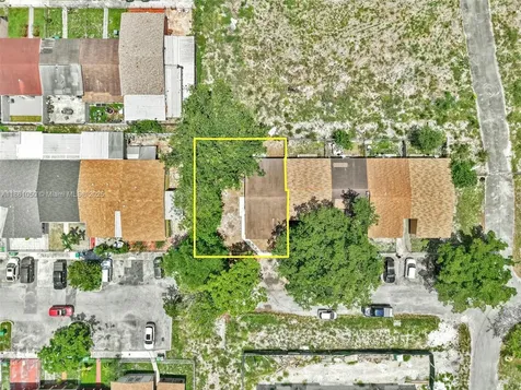 3833 NW 213th Terrace Miami Gardens FL 33055