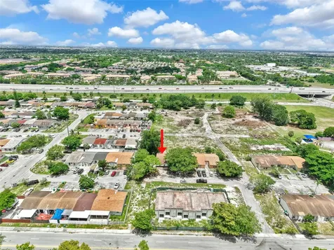 3833 NW 213th Terrace Miami Gardens FL 33055