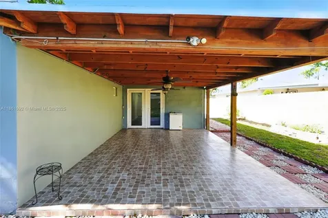 2242 Coolidge Street Hollywood FL 33020