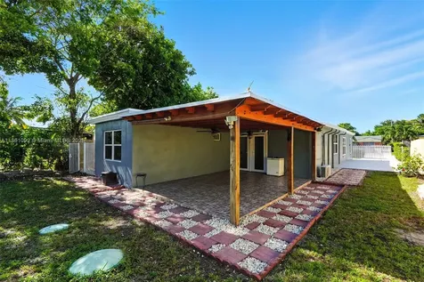 2242 Coolidge Street Hollywood FL 33020