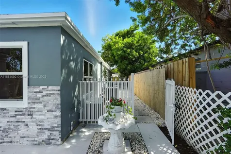 2242 Coolidge Street Hollywood FL 33020