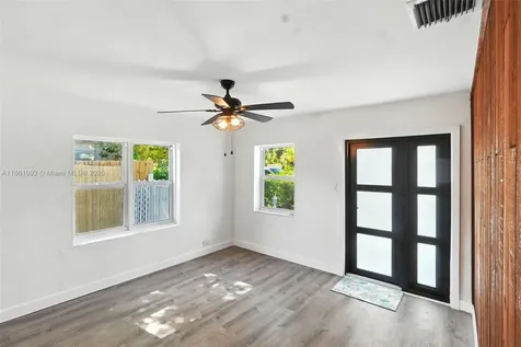 2242 Coolidge Street Hollywood FL 33020