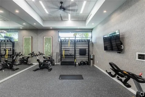 19277 NW 27th Avenue Miami Gardens FL 330569