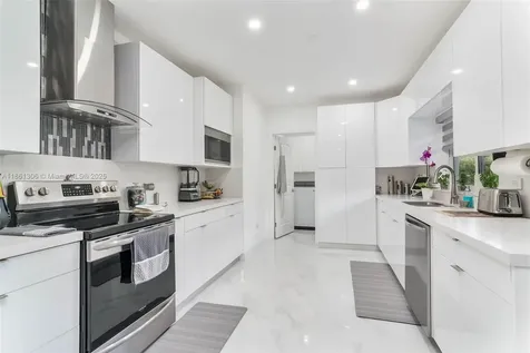 1151 NE 203rd Street Miami FL 33179