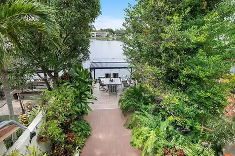10409 SW 80th Street Miami FL 33173