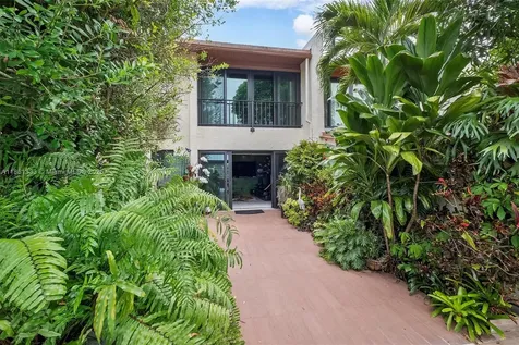 10409 SW 80th Street Miami FL 33173