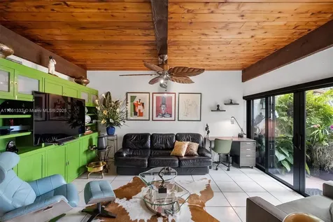 10409 SW 80th Street Miami FL 33173