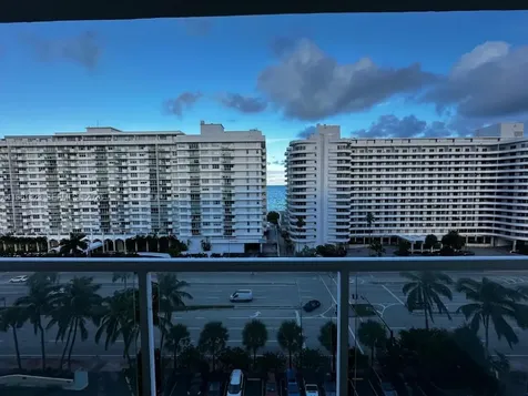 5600 Collins Avenue Miami Beach FL 33140