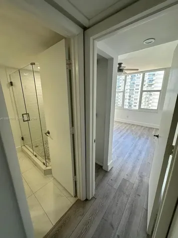 5600 Collins Avenue Miami Beach FL 33140