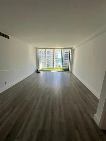 5600 Collins Avenue Miami Beach FL 33140