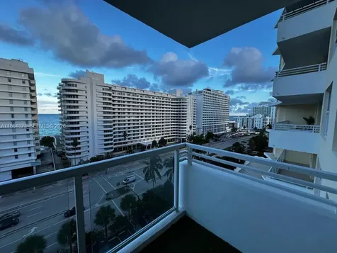 5600 Collins Avenue Miami Beach FL 33140