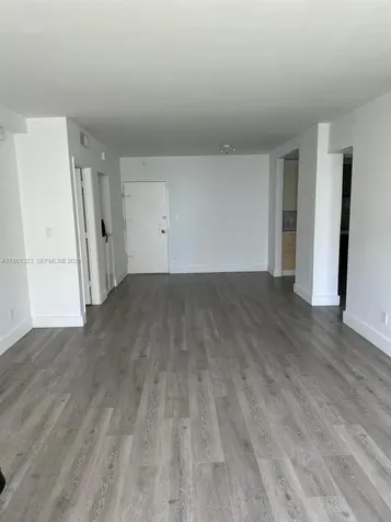 5600 Collins Avenue Miami Beach FL 33140
