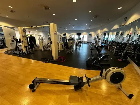 5600 Collins Avenue Miami Beach FL 33140