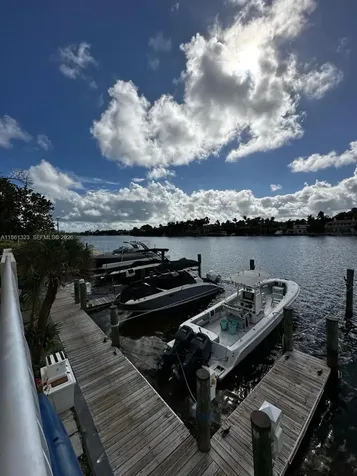 5600 Collins Avenue Miami Beach FL 33140