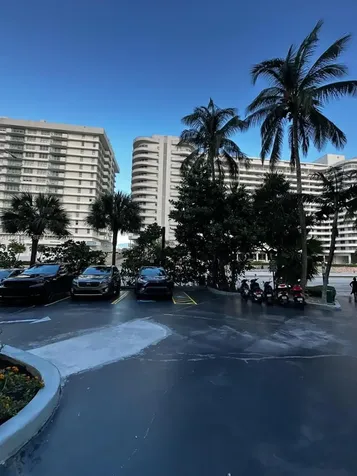 5600 Collins Avenue Miami Beach FL 33140