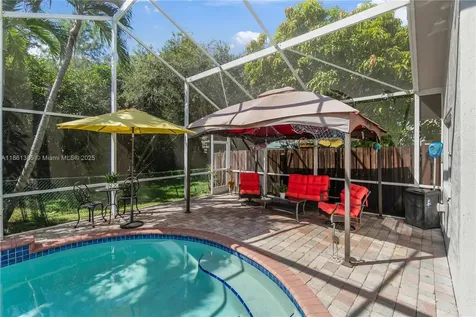 491 SW 203rd Avenue Pembroke Pines FL 33029