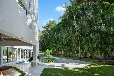 144 N Prospect Drive Coral Gables FL 33133