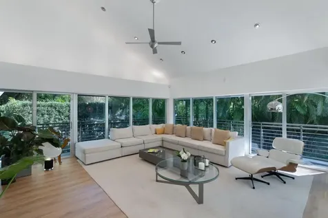 144 N Prospect Drive Coral Gables FL 33133