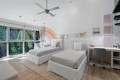 144 N Prospect Drive Coral Gables FL 33133