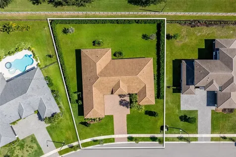 11125 N Sierra Ranch Drive Davie FL 33324