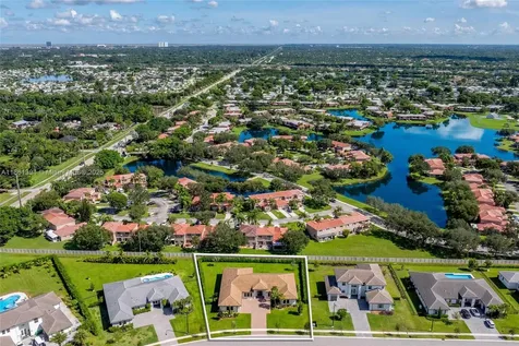 11125 N Sierra Ranch Drive Davie FL 33324
