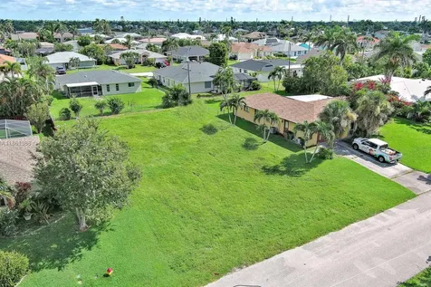 225 SW 46th Terrace Cape Coral FL 33914