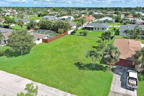 225 SW 46th Terrace Cape Coral FL 33914