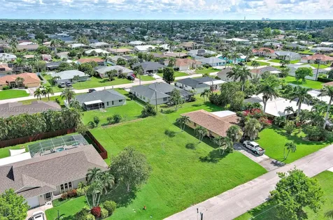 225 SW 46th Terrace Cape Coral FL 33914