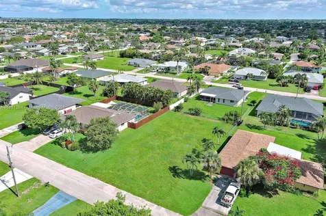 225 SW 46th Terrace Cape Coral FL 33914