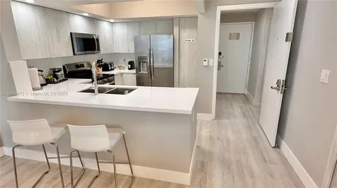 Sunny Isles Beach FL 33160