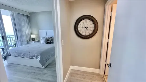 Sunny Isles Beach FL 33160