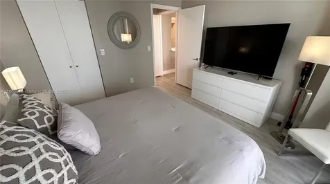 Sunny Isles Beach FL 33160