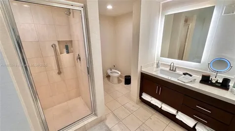 Sunny Isles Beach FL 33160