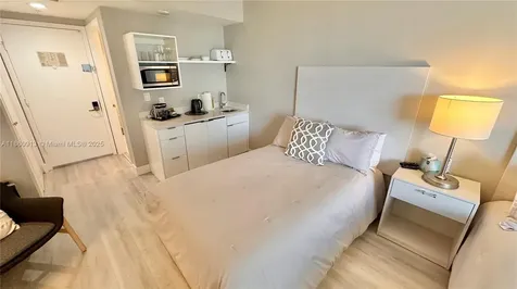 Sunny Isles Beach FL 33160