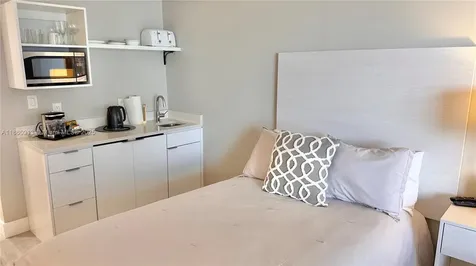 Sunny Isles Beach FL 33160