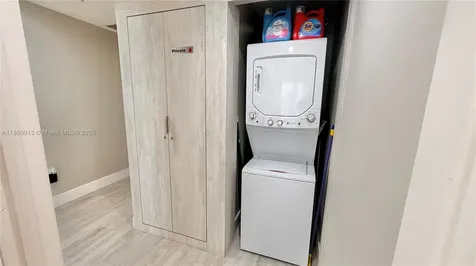 Sunny Isles Beach FL 33160