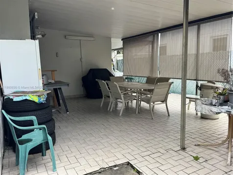 4341 SW 14th Street Miami FL 33134