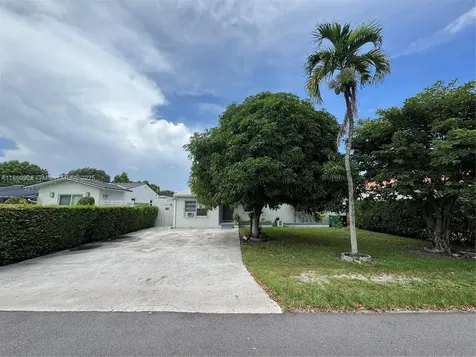 4341 SW 14th Street Miami FL 33134
