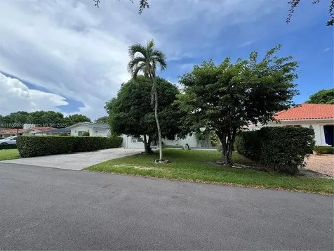 4341 SW 14th Street Miami FL 33134