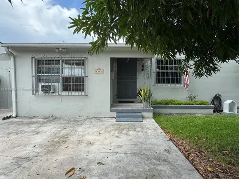 4341 SW 14th Street Miami FL 33134