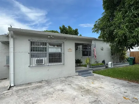 4341 SW 14th Street Miami FL 33134